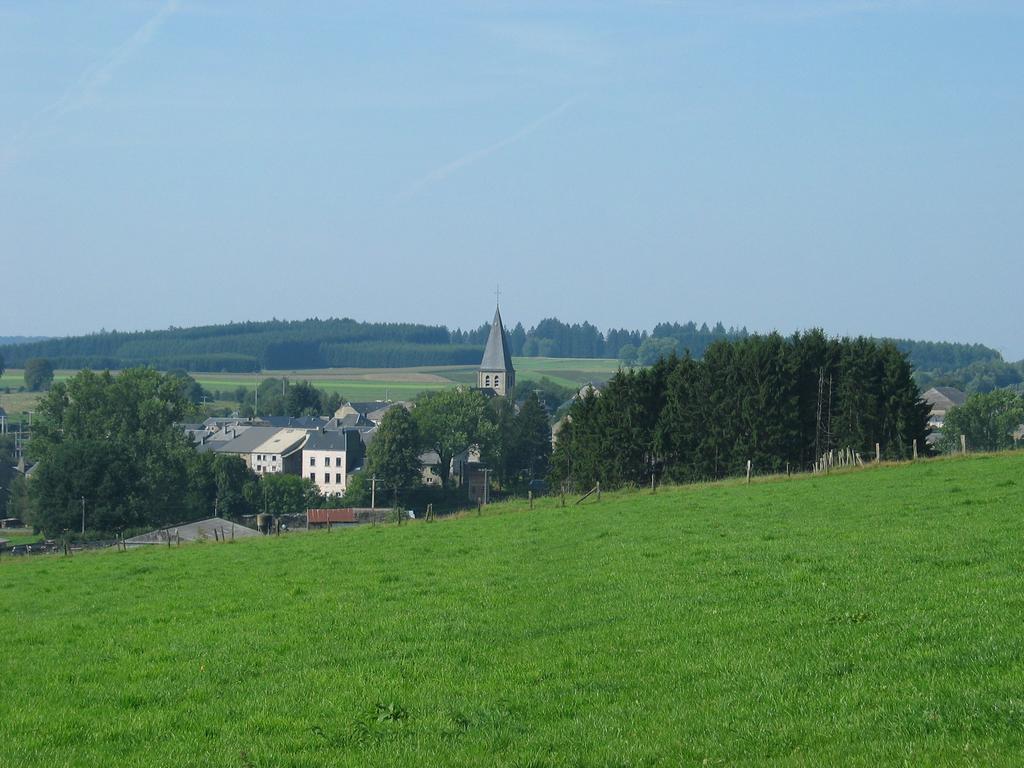 Villa La Ferme Oubliee Paliseul Exterior foto